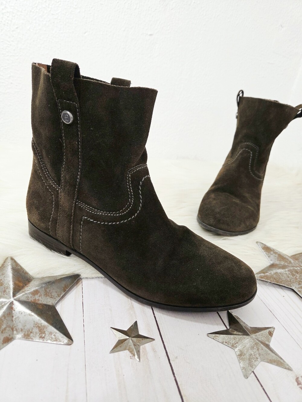 Frye & Co. Sarah Shorty Suede ankle Boots Olive Military Brown women's size 9